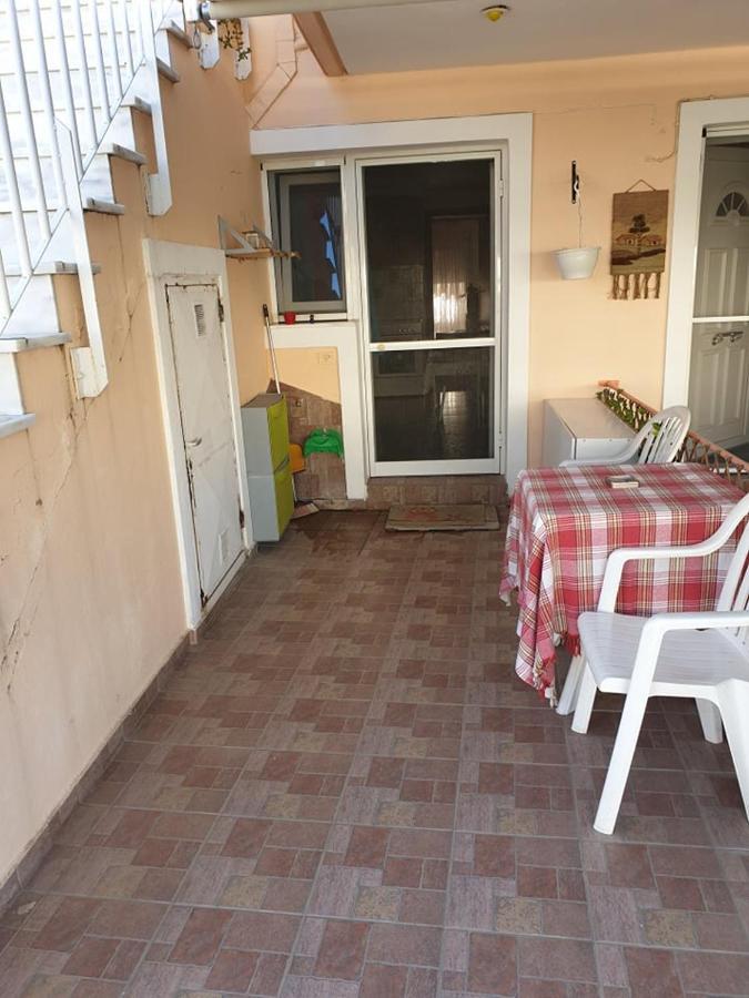 Anna Apartments Nea Peramos  Luaran gambar