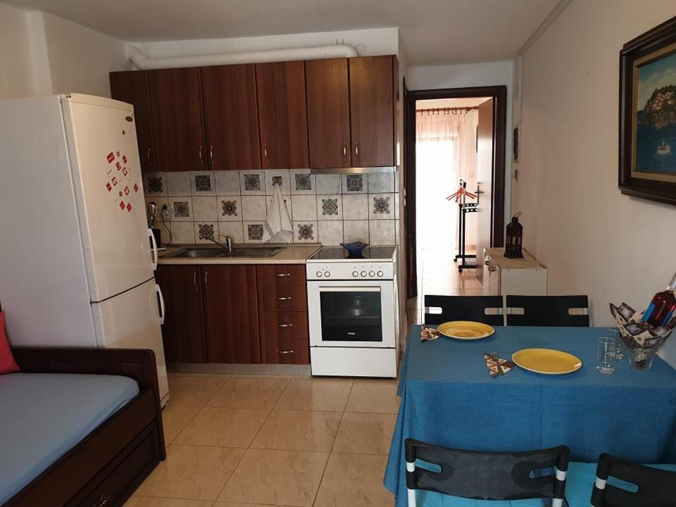 Anna Apartments Nea Peramos  Luaran gambar